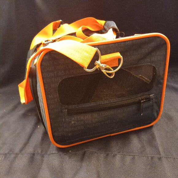 Jet Paws Airline Approved JetBlue Dog Carrier, 16"L x 10"W x 10.50"H - Picture 6 of 7